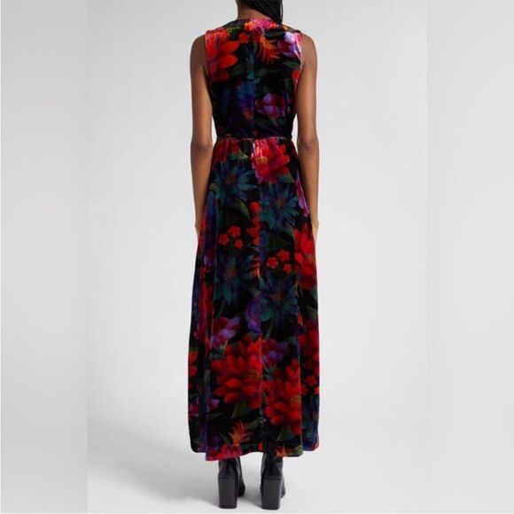NWOT $325 FARM Rio Flower Season Crushed Velvet Dress Medium and x-small - Picture 2 of 6